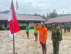 Momen Mengharukan, Tiga Eks OPM Cium Merah Putih dan Kembali ke NKRI