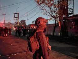 Brimob Metro Jaya Sigap Amankan Kebakaran SPBE di Bekasi, Situasi Cepat Terkendali