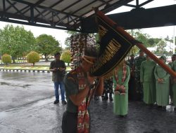 Kodim 1710/Mimika Gelar Tradisi Penyambutan Dandim dan Ketua Persit KCK