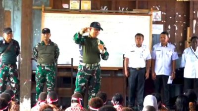 Koops TNI Habema Gelar Bhakti Pertiwi Hardiknas 2026 di SDN 1 Pomako