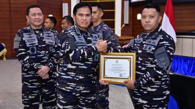 Prajurit Lanal Bintan Terima Penghargaan Kasal Atas Keberhasilan Gagalkan Penyelundupan Narkotika