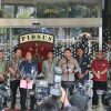 Polri Serahkan Tersangka dan Barang Bukti Perkara Dugaan Korupsi kepada Kejaksaan Agung