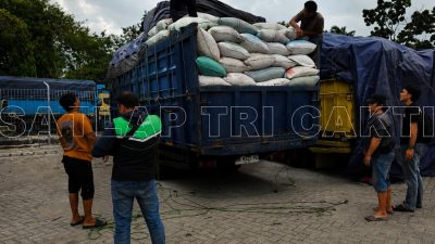 Satlap Tri Cakti Bersama KSOP Pangkal Balam Gagalkan Perdagangan Bijih dan Balok Timah Ilegal 14,95 Ton