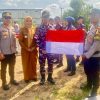 Prajurit Lanal Bintan Turut Hadiri Gerakan Pembagian Bendera Merah Putih di Bintan Utara