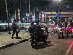 Brimob Polda Metro Jaya Bubarkan Balap Liar, Sembilan Motor Diamankan di Jakarta Timur