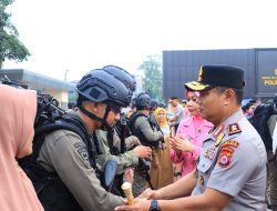 Kapolda Banten Lepas 45 Personel Satbrimob dalam Misi Pengamanan Satgas Amole II ke Papua Tengah