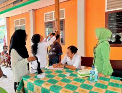 Kolaborasi Satgas TMMD, Persit KCK, Dan Puskesmas Nuhuwei : Berikan Pelayanan Kesehatan