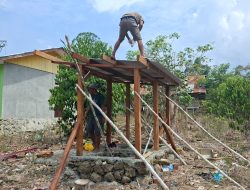 Atap Seng Terpasang, Satgas TMMD Ke-130 Percepat Pembangunan MCK 